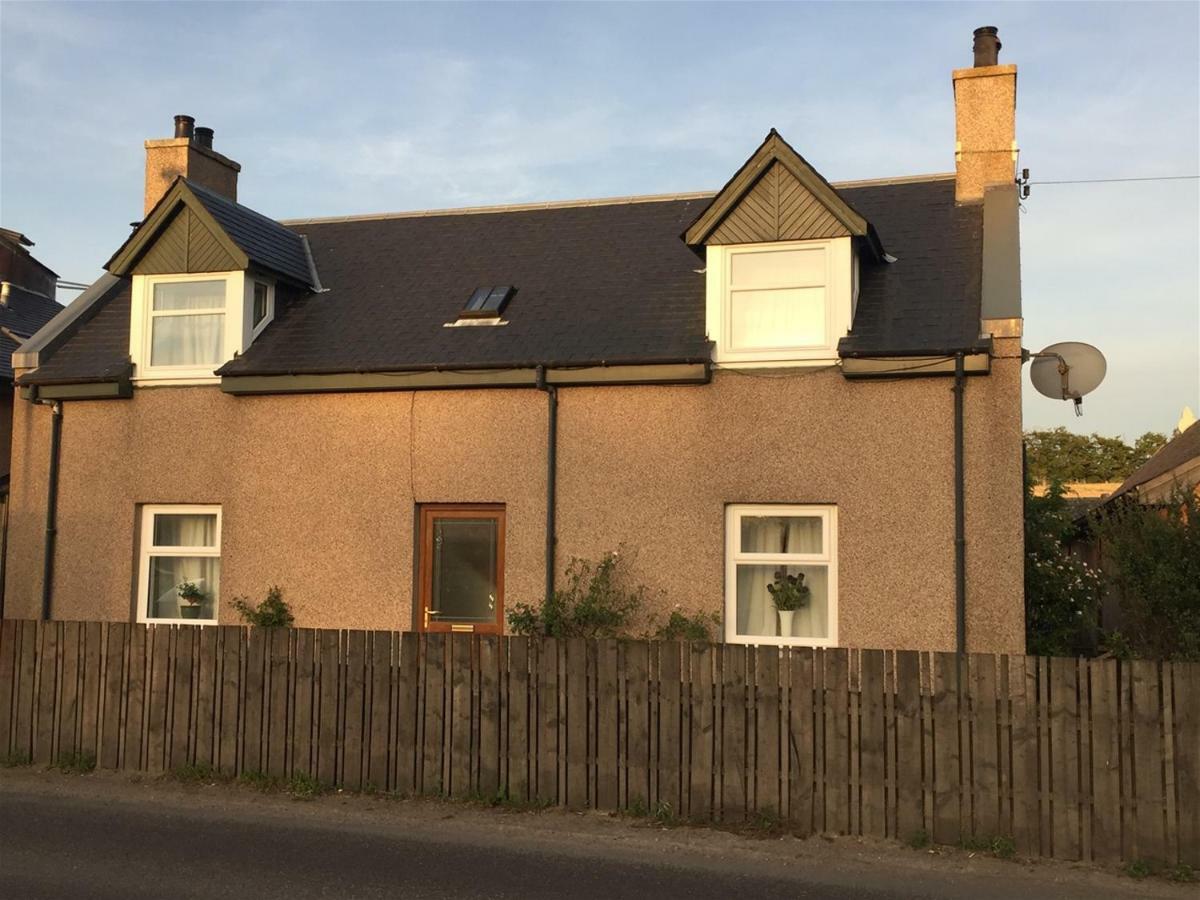 The Cottage Aberlour Bagian luar foto